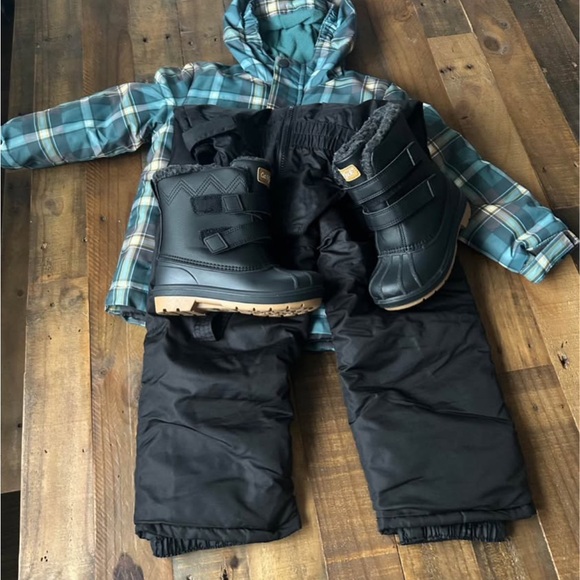 Cat & Jack Other - Plaid Jacket with Black Snow Pants and Boots